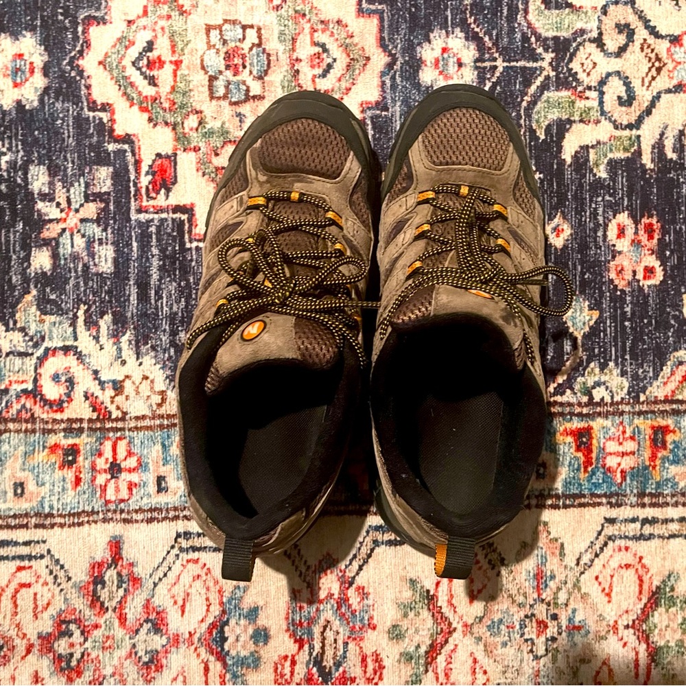 Vibram Merrel hiking shoes